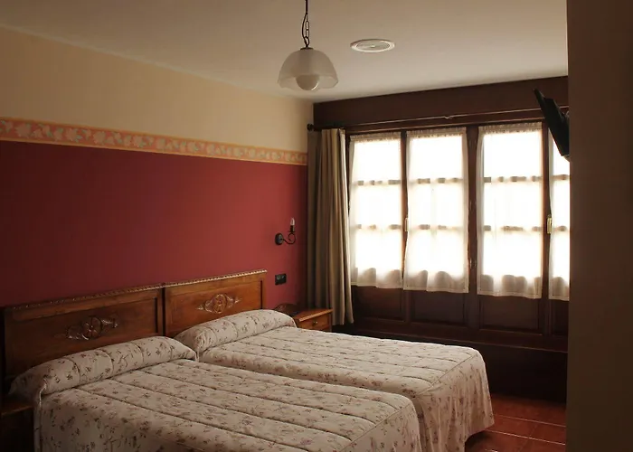 Casa Torreteyera Nocleg ze śniadaniem 3*